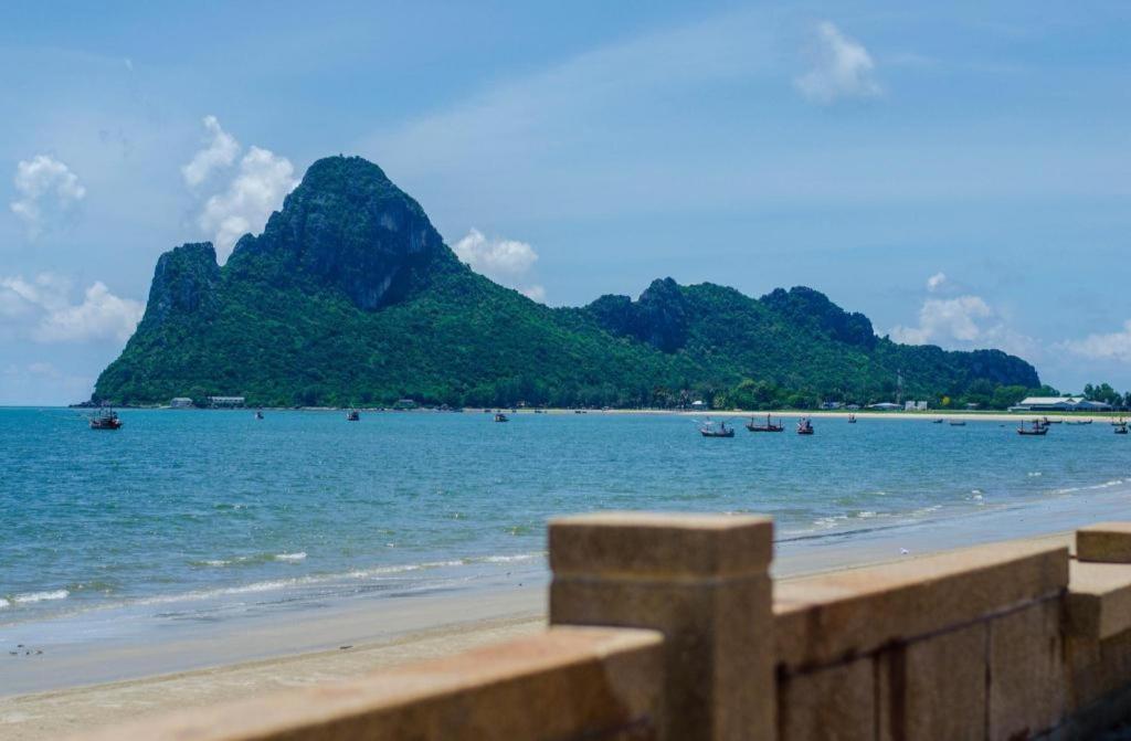 De Hostel Prachuap Khiri Khan Exterior foto