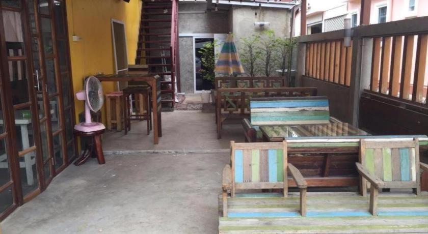 De Hostel Prachuap Khiri Khan Exterior foto
